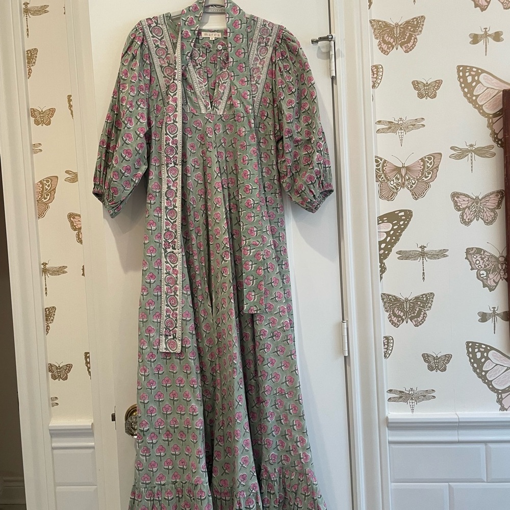 Marea Floral Button-Up dress size 2 (S)